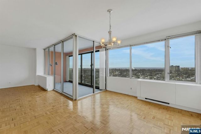 6 Horizon Road 1508, Fort Lee, NJ 07024