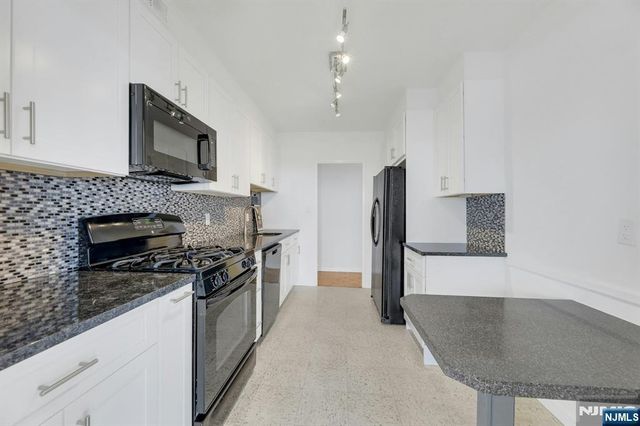 6 Horizon Road 1508, Fort Lee, NJ 07024