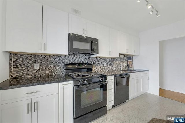 6 Horizon Road 1508, Fort Lee, NJ 07024