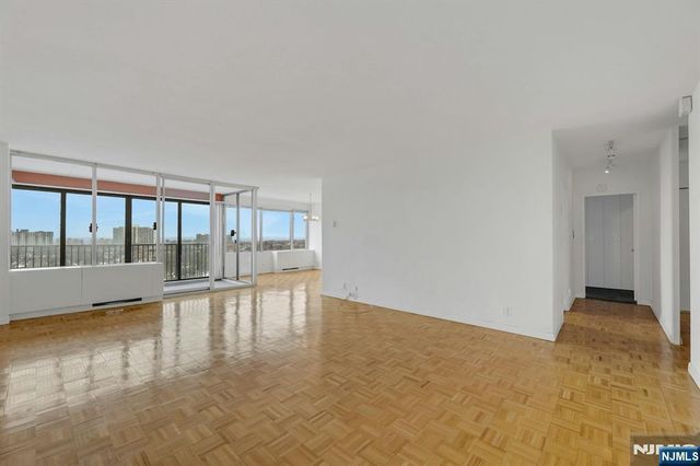 6 Horizon Road 1508, Fort Lee, NJ 07024