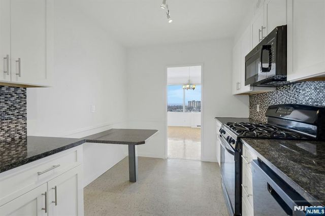 6 Horizon Road 1508, Fort Lee, NJ 07024