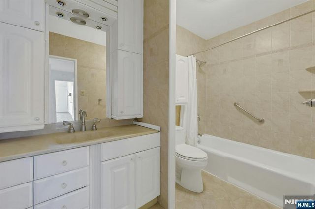 6 Horizon Road 1508, Fort Lee, NJ 07024