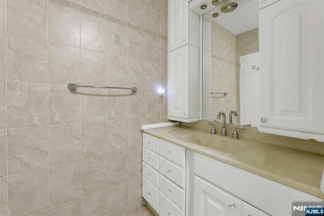 6 Horizon Road 1508, Fort Lee, NJ 07024