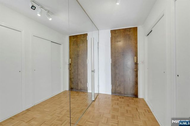 6 Horizon Road 1508, Fort Lee, NJ 07024