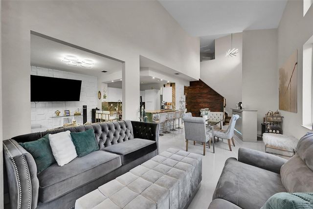 5691 NW 125th Avenue, Coral Springs, FL 33076