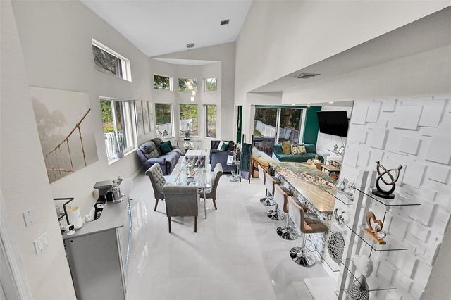 5691 NW 125th Avenue, Coral Springs, FL 33076