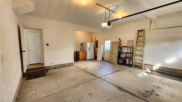 2445 Lewis DR, Virginia Beach, VA 23454