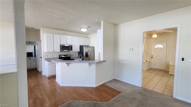 2445 Lewis DR, Virginia Beach, VA 23454