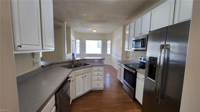 2445 Lewis DR, Virginia Beach, VA 23454