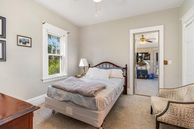 1330 W Maple Street, Kalamazoo, MI 49008