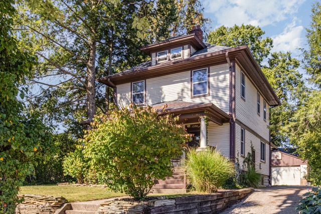 1330 W Maple Street, Kalamazoo, MI 49008