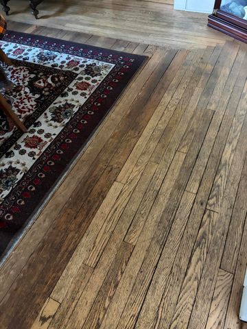 1330 W Maple Street, Kalamazoo, MI 49008