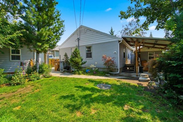 2804 W LONGFELLOW AVE. Ave, Spokane, WA 99205