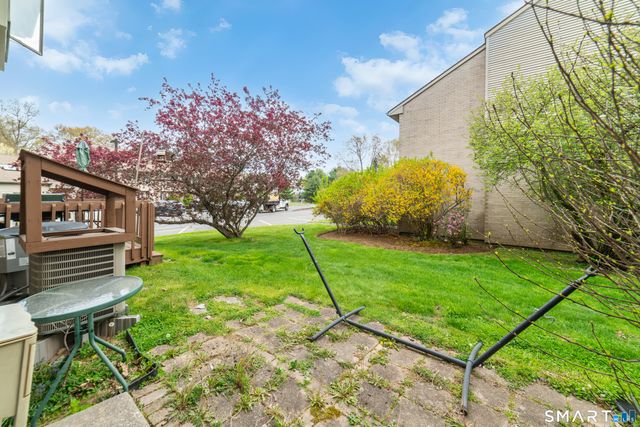 827 Oronoke Road 9-2, Waterbury, CT 06708