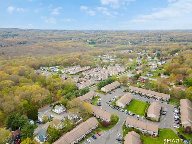 827 Oronoke Road 9-2, Waterbury, CT 06708