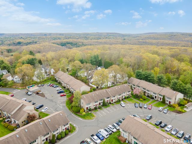 827 Oronoke Road 9-2, Waterbury, CT 06708