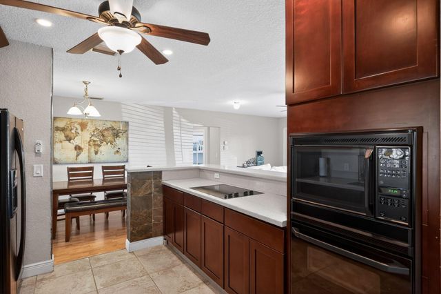 301 SE 3rd Street, Deerfield Beach, FL 33441