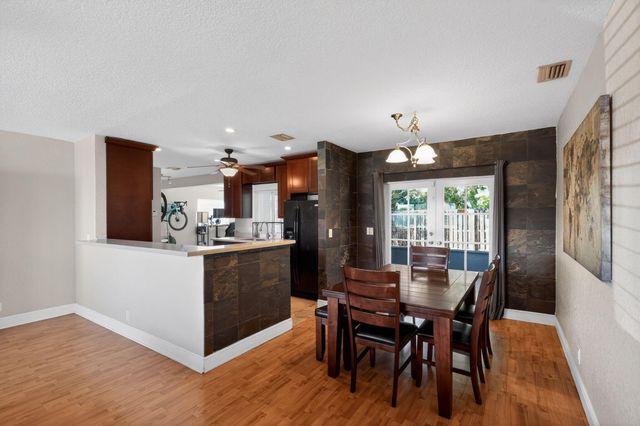 301 SE 3rd Street, Deerfield Beach, FL 33441