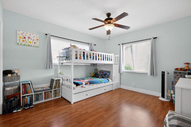 301 SE 3rd Street, Deerfield Beach, FL 33441