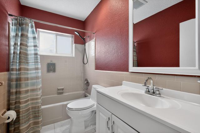 301 SE 3rd Street, Deerfield Beach, FL 33441