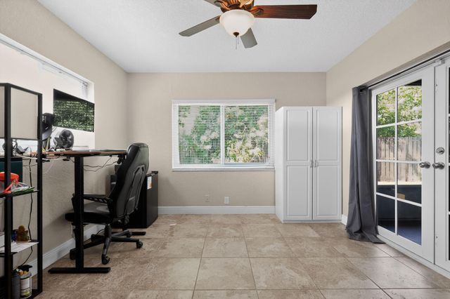 301 SE 3rd Street, Deerfield Beach, FL 33441