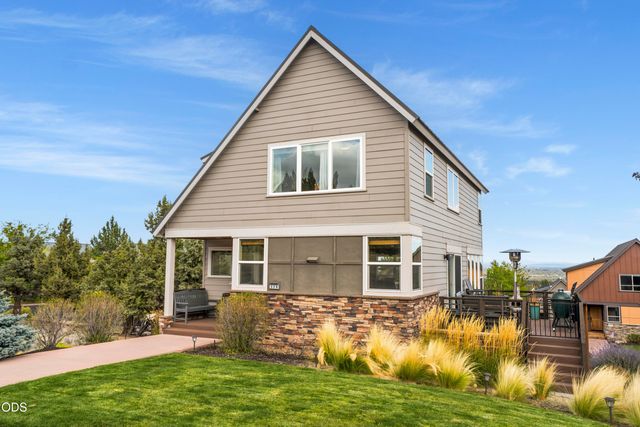 328 Parks Loop, Redmond, OR 97756