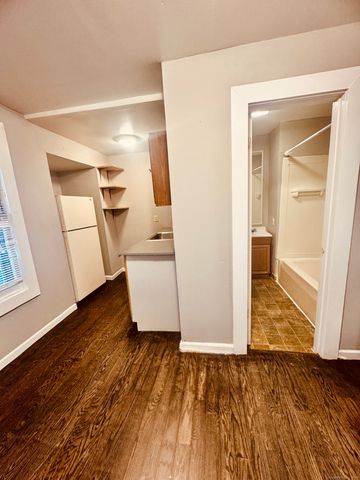 90 East Elm Street, Torrington, CT 06790