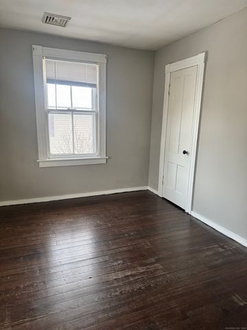 90 East Elm Street, Torrington, CT 06790