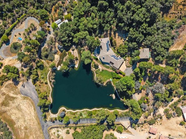 7051 Mount Olympus Drive, Fallbrook, CA 92028