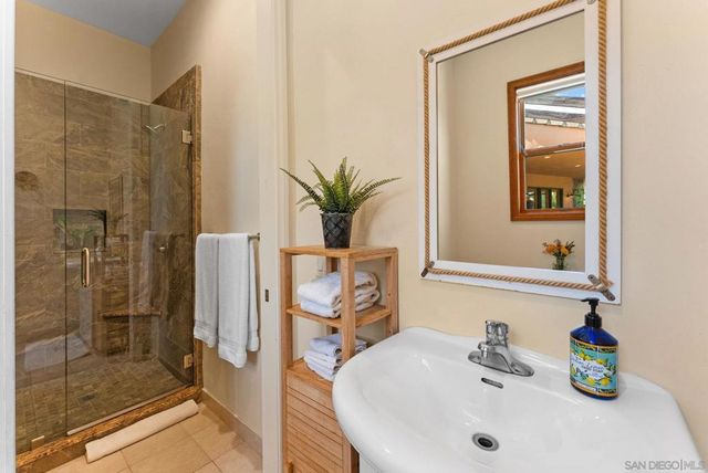 7051 Mount Olympus Drive, Fallbrook, CA 92028