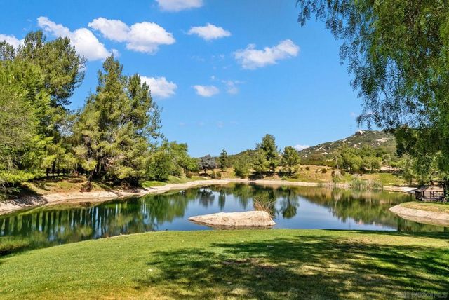 7051 Mount Olympus Drive, Fallbrook, CA 92028