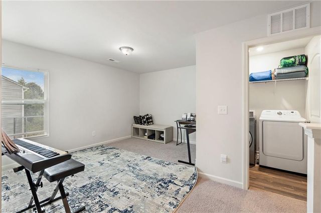 3800 Bellingham Court, Greensboro, NC 27406