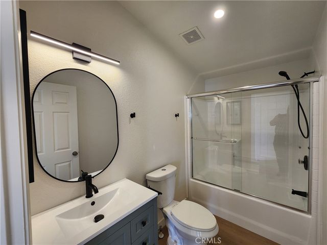 211 S Beach 52, Anaheim, CA 92804