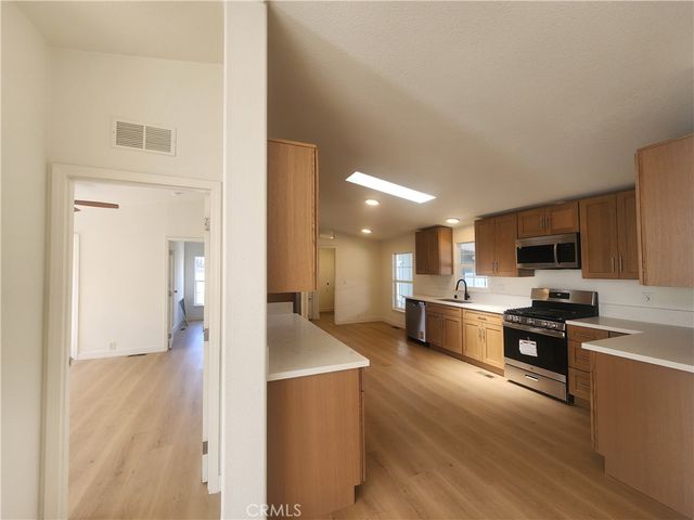 211 S Beach 52, Anaheim, CA 92804
