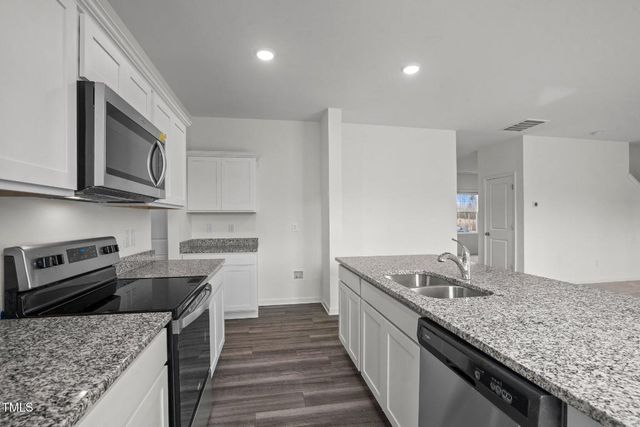 939 Embraer Way, Spring Hope, NC 27882