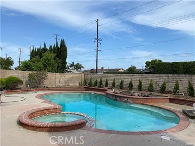 9116 Mcbride River, Fountain Valley, CA 92708