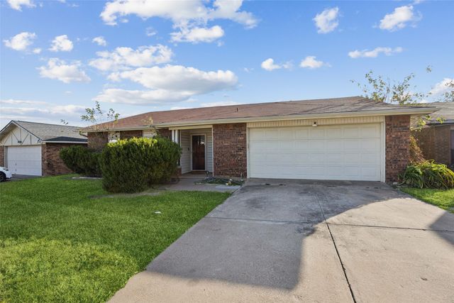 7512 Whitewood Drive, Fort Worth, TX 76137