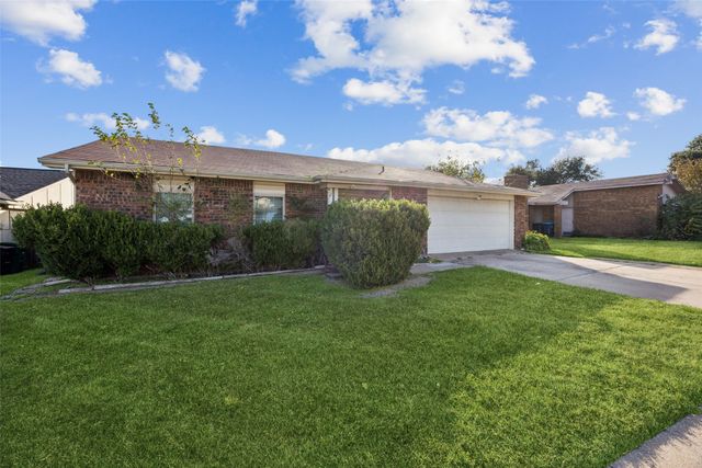 7512 Whitewood Drive, Fort Worth, TX 76137