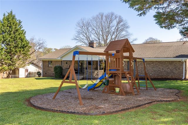 205 Frances Cannon Drive, Anderson, SC 29621