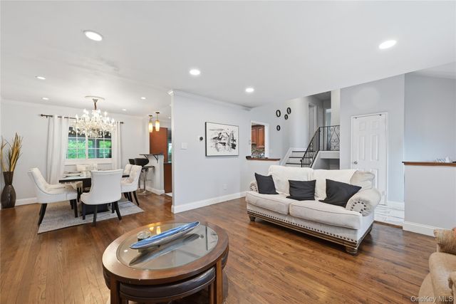 572 Benjamin Road, North Babylon, NY 11703