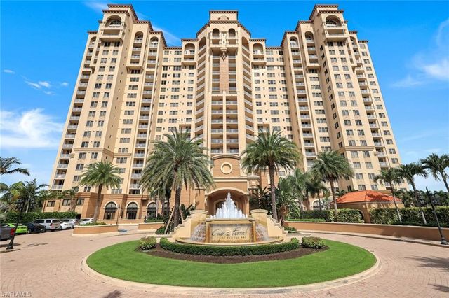 6597 Nicholas BLVD 306, Naples, FL 34108