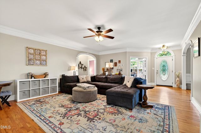 1305 Brookhill Drive, Clayton, NC 27520
