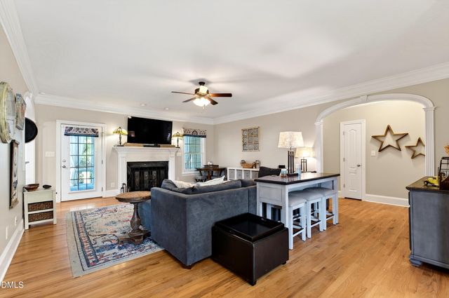 1305 Brookhill Drive, Clayton, NC 27520