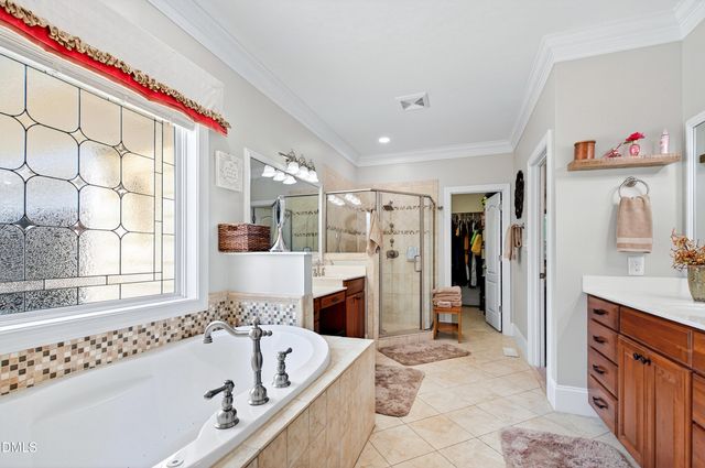 1305 Brookhill Drive, Clayton, NC 27520