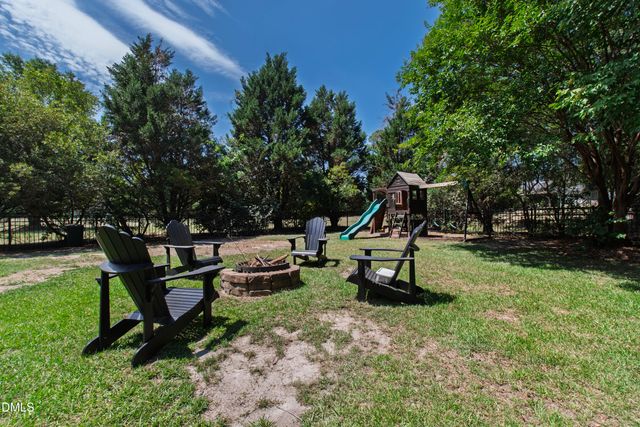 1305 Brookhill Drive, Clayton, NC 27520