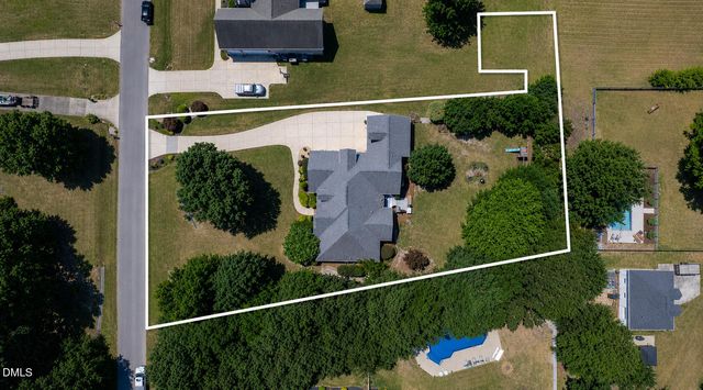 1305 Brookhill Drive, Clayton, NC 27520