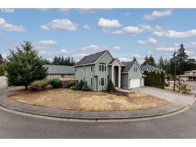 59992 RIDGEWAY Loop, St Helens, OR 97051
