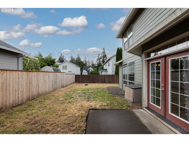 59992 RIDGEWAY Loop, St Helens, OR 97051