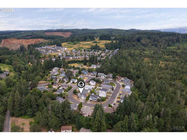 59992 RIDGEWAY Loop, St Helens, OR 97051