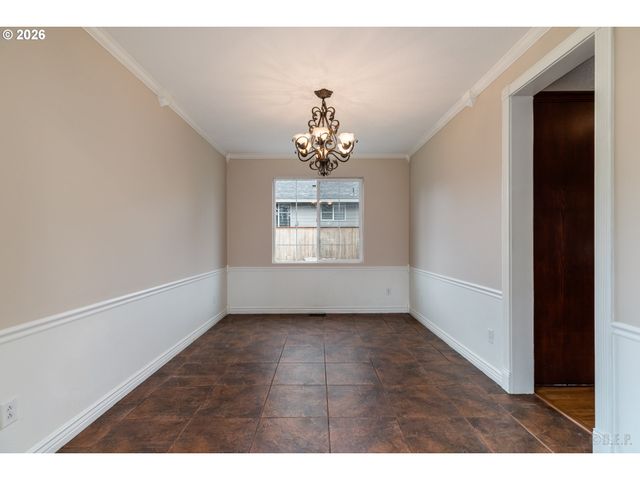 59992 RIDGEWAY Loop, St Helens, OR 97051